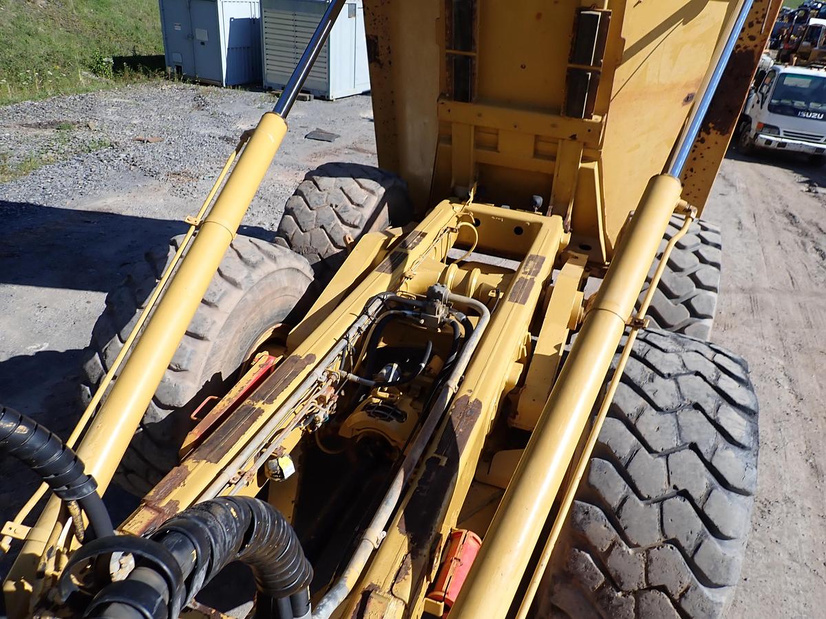 Used 2011 CAT 740 Articulated Haul Truck 7900 HOURS!