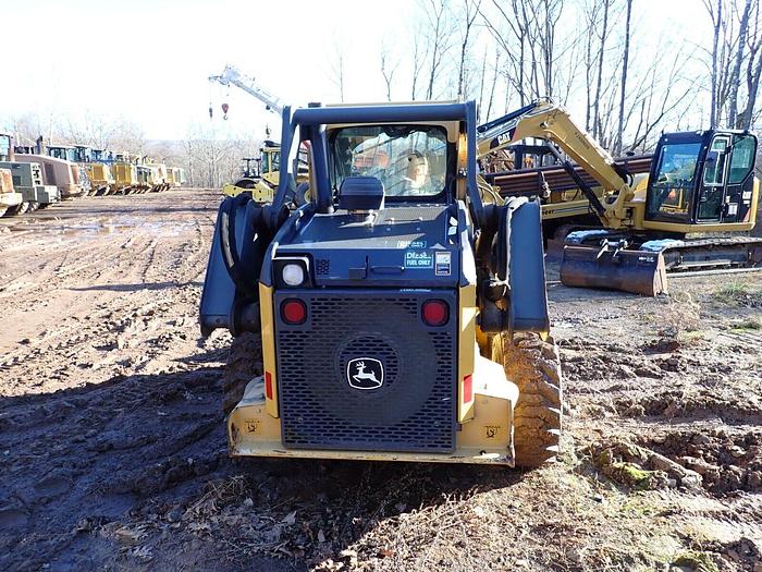 Used 2015 John Deere 320E Skidsteer Loader LOW HRS! HI FLOW Q/C EROPS A/C 72" Bucket
