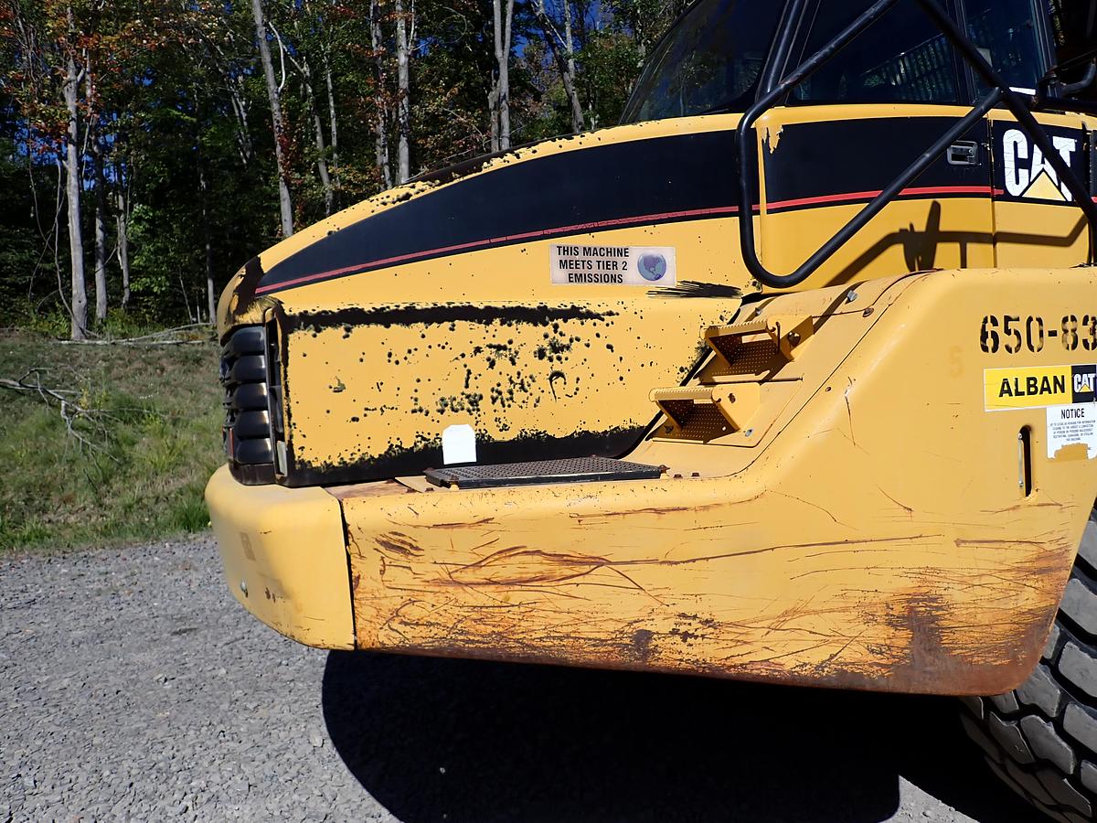 Used 2004 CAT 735 Articulated Haul Truck