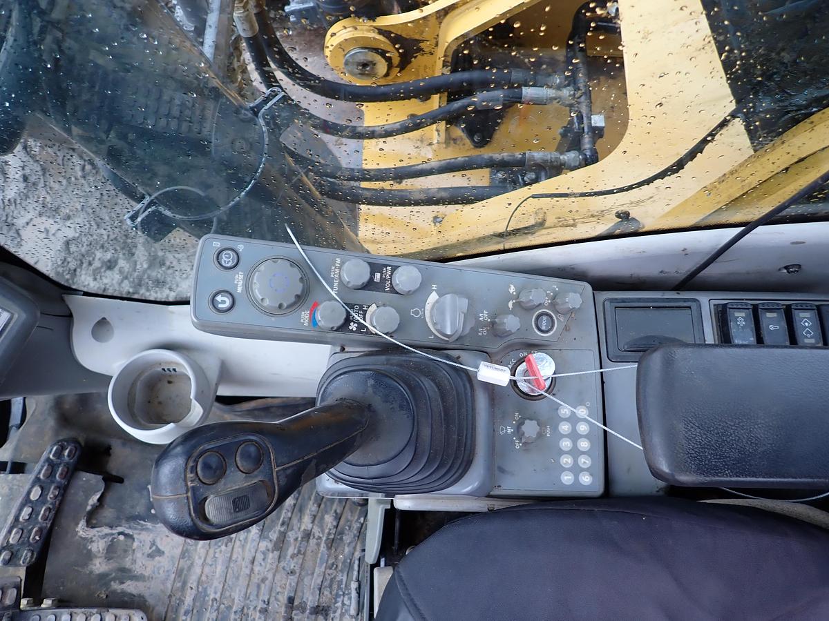 Used 2020 John Deere 300G LC Hydraulic Excavator