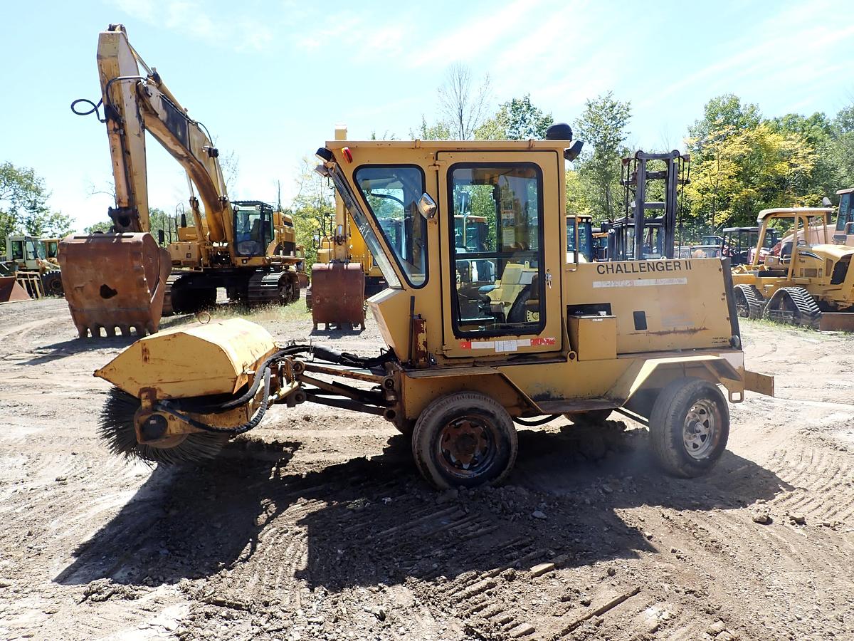 Used 2001 Rosco Challenger II