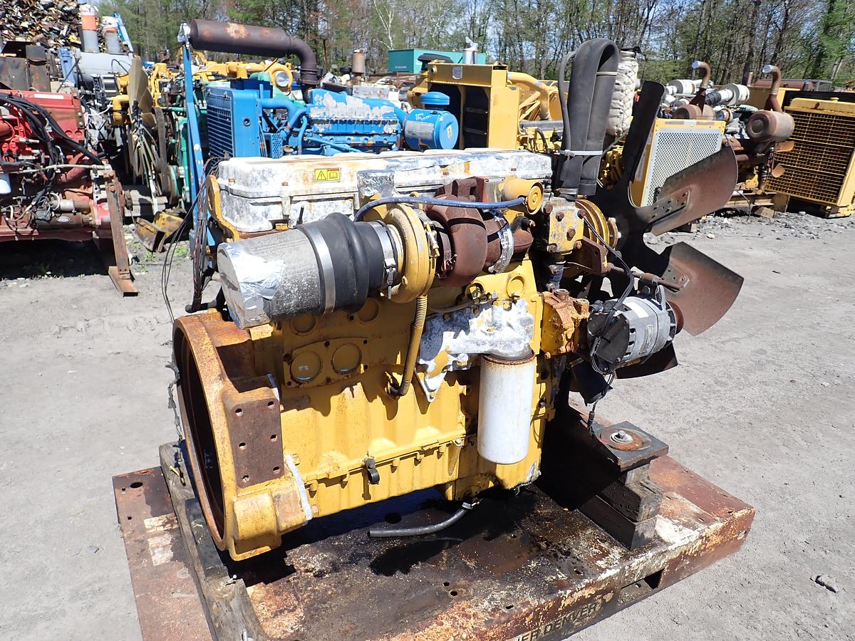 Used 2004 CAT C9 Industrial Diesel Engine AR 202-0333 300 HP 3669 HRS