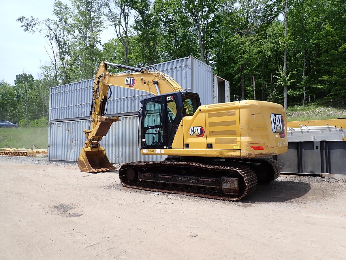 Used 2022 CAT 323 Excavator HYDRAULIC THUMB! 