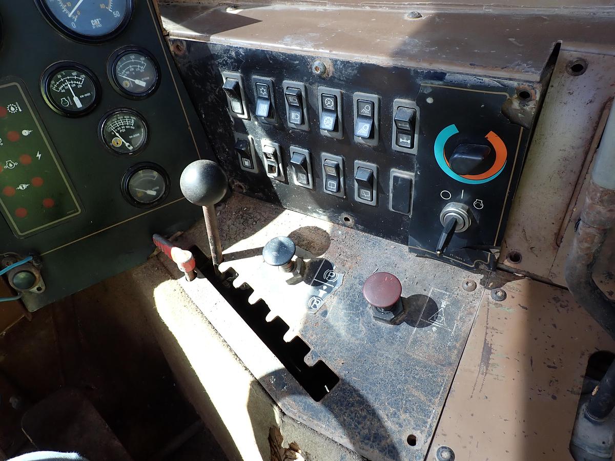 Used 1998 CAT 615C II Elevating Scraper