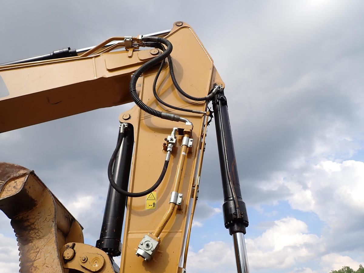 Used 2020 CAT 323 Hydraulic Excavator HYDRAULIC THUMB!