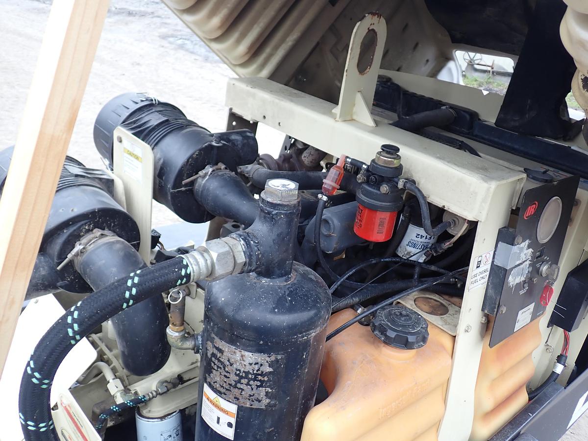 Used 2006 Ingersoll Rand Air Source 185 CFM Air Compressor