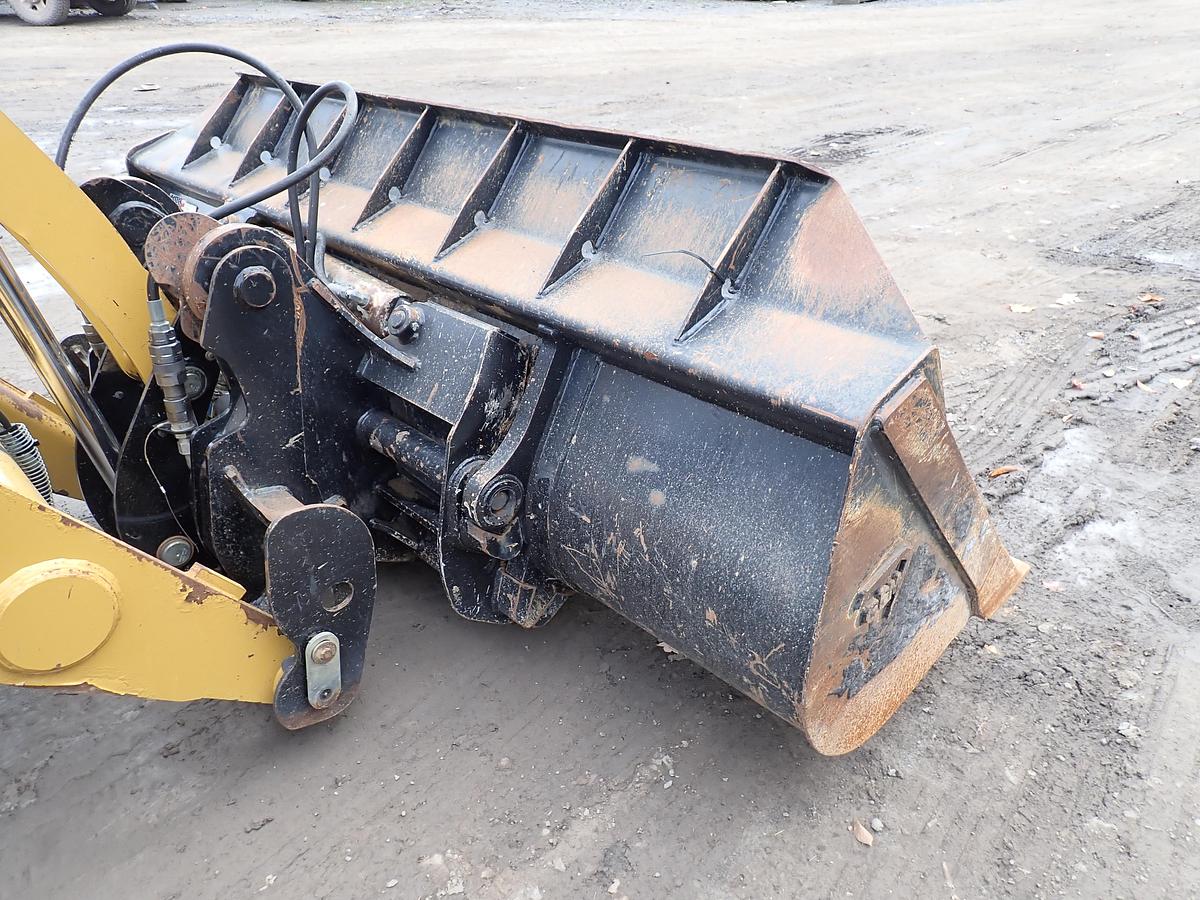 Used 2022 CAT 420 XE Backhoe Loader 