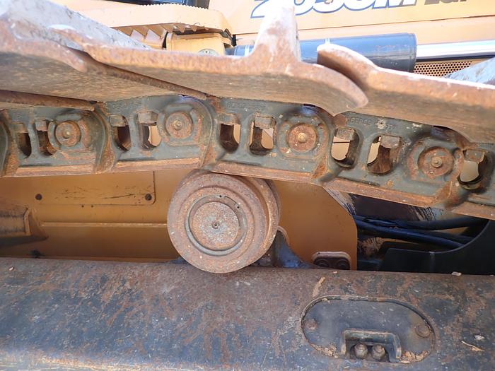 Used 2019 Case 2050M LGP