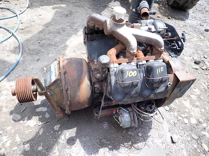 Used Wisconsin V465D1 Gas Engine