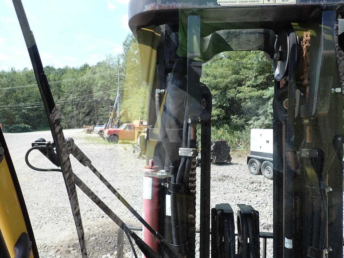 Used 2015 Hyster H80FT Diesel Forklift LOW HOURS! POSITIONERS!
