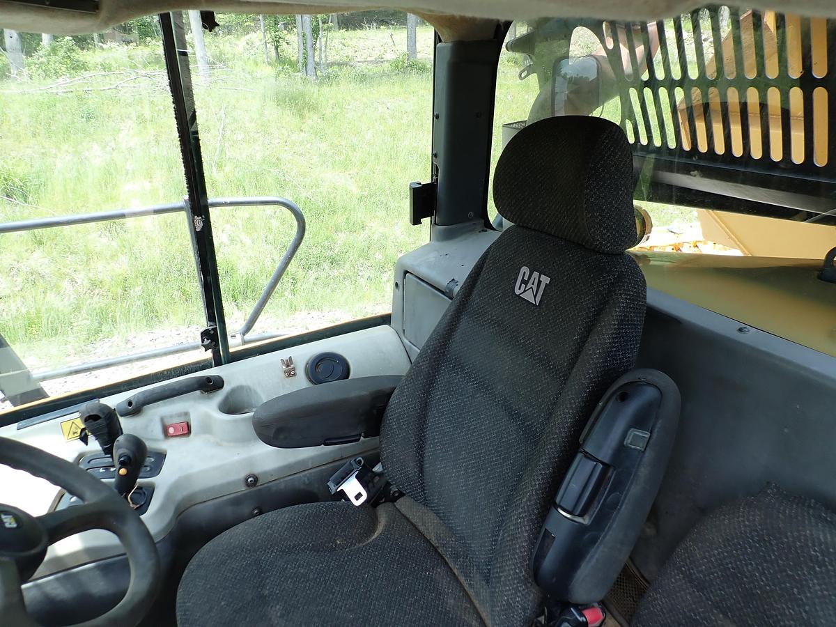 Used 2015 CAT 740B Articulated Haul Truck