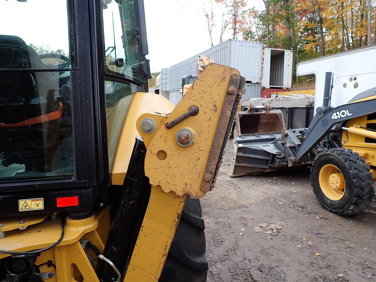 Used 2022 CAT 420 XE Backhoe Loader 