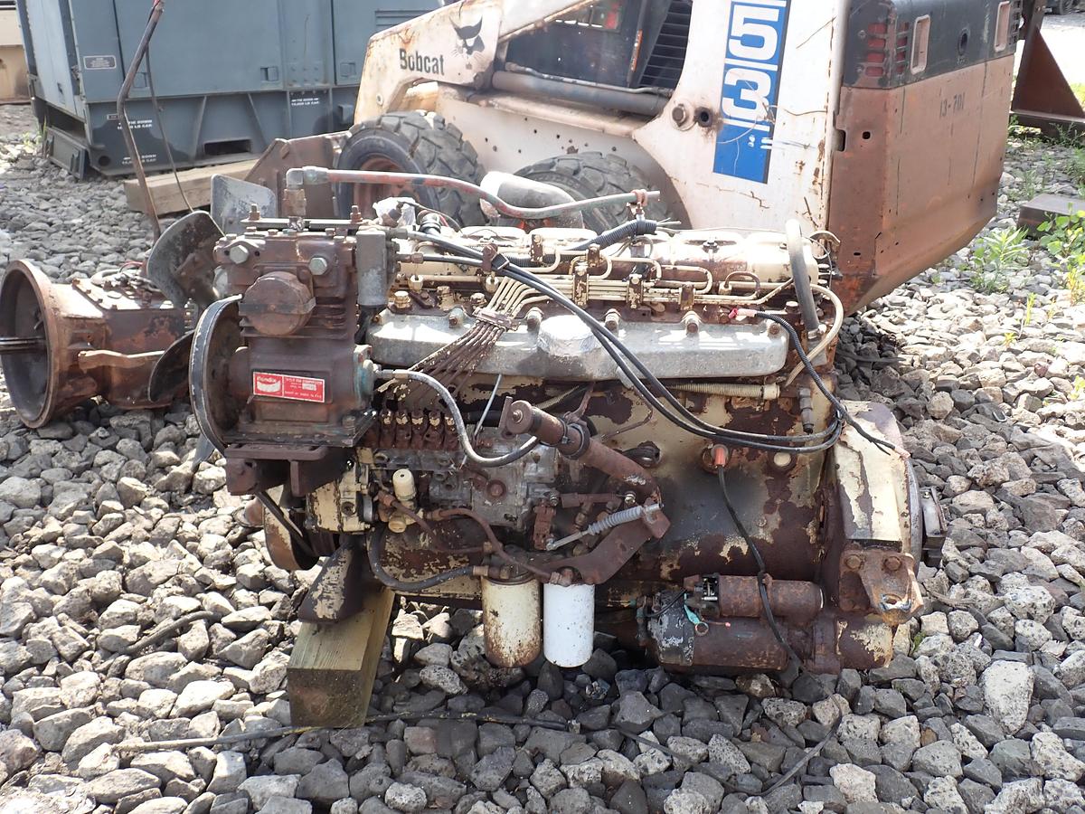 Used International DT466 Turbo Diesel Engine