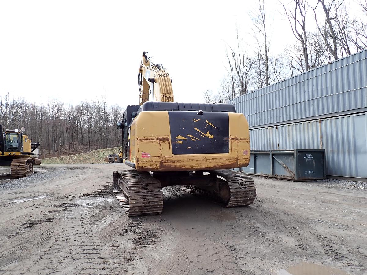 Used 2015 CAT 329FL Hydraulic Excavator 