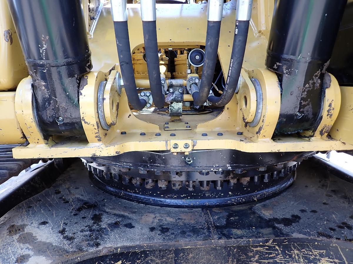 Used 2019 CAT 349FL Hydraulic Excavator 