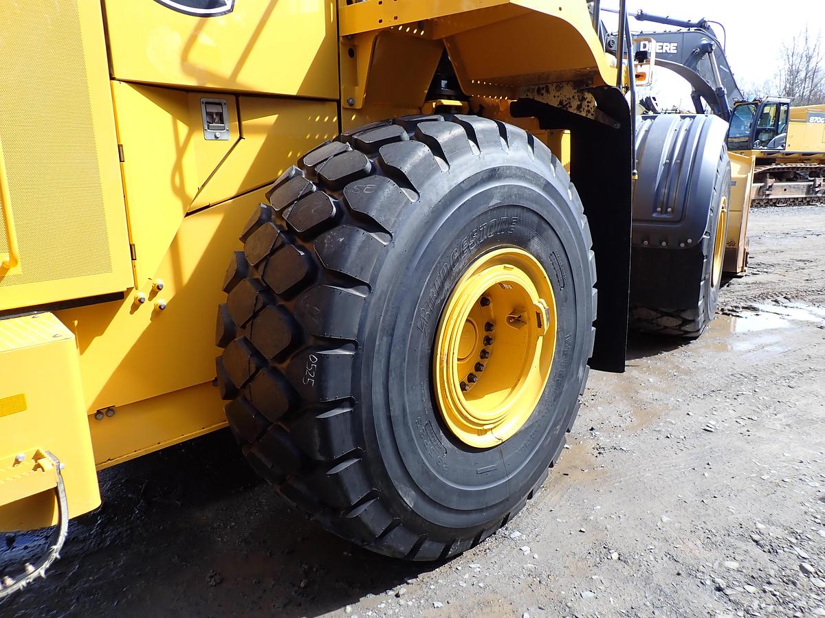 Used 2024 John Deere 844-P Tier Wheel Loader 2900 HOURS