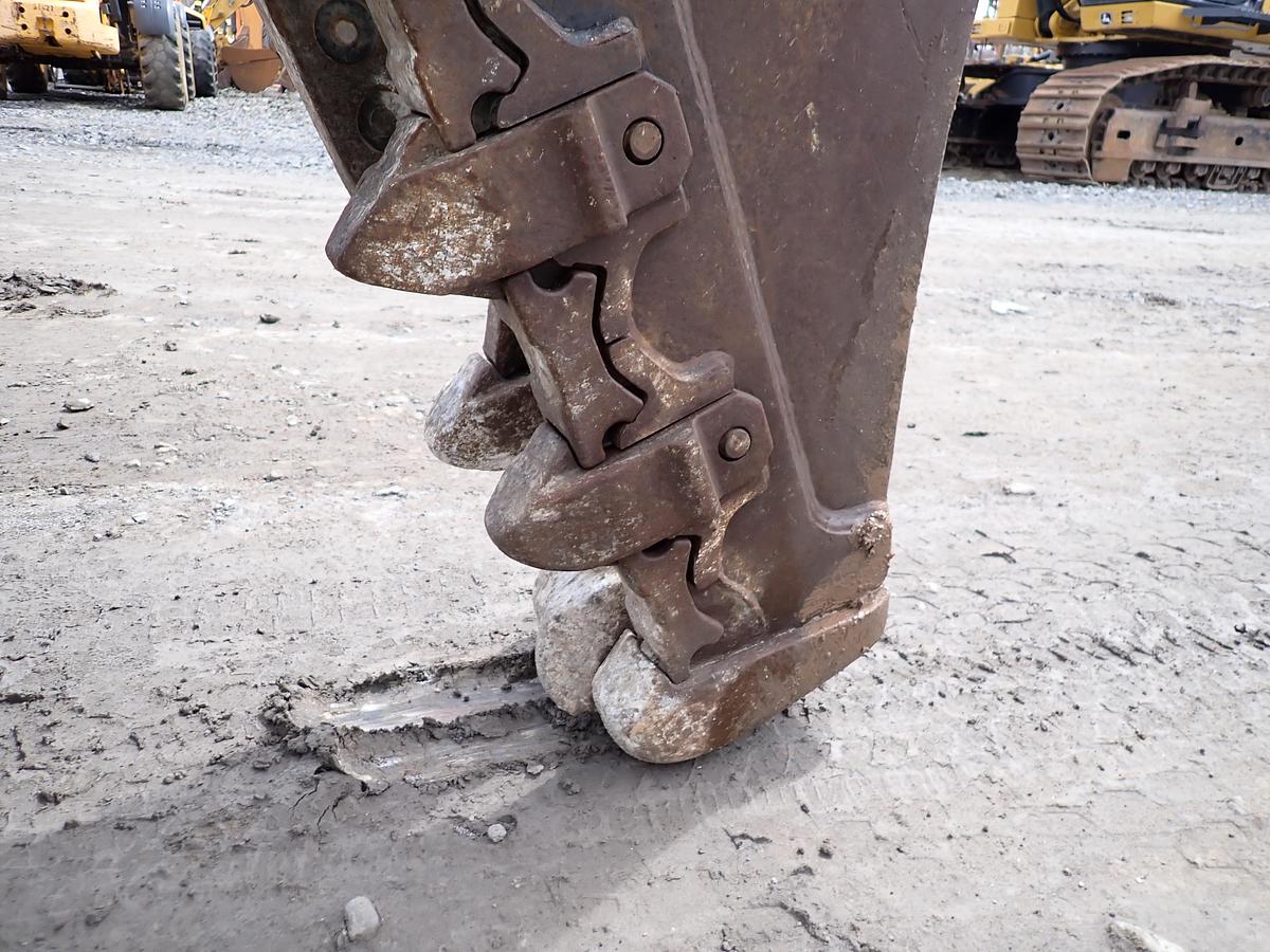 Used 2016 CAT MP318 Multiprocessor Concrete Shear