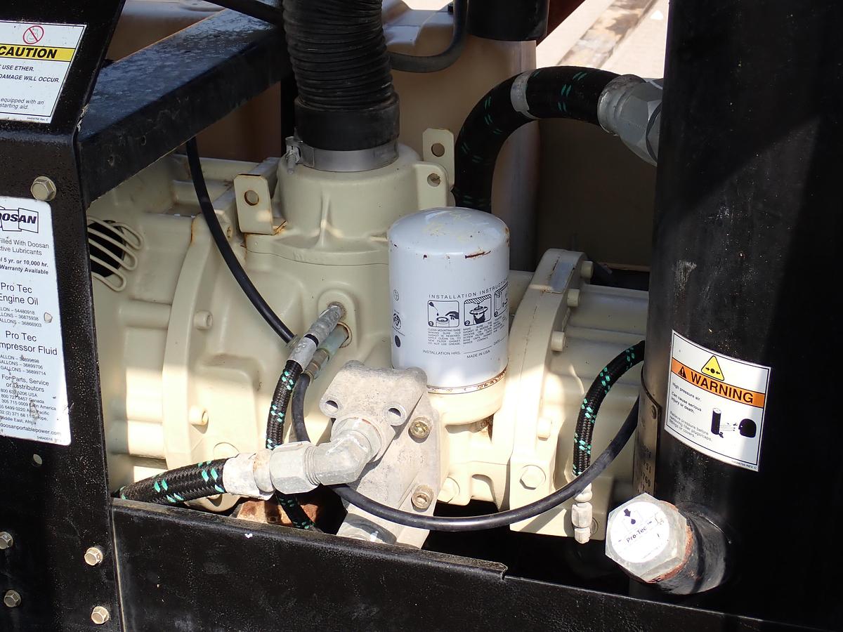 Used 2013 Doosan P185WJD-T4I 185 CFM Air Compressor 224 HOURS!