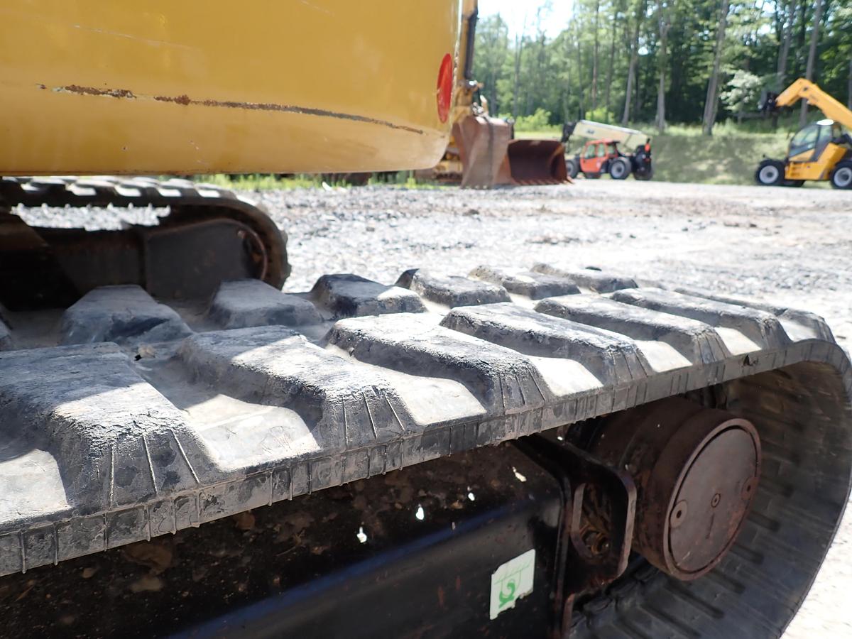 Used 2016 CAT 304E2 CR Mini Excavator HYDRAULIC THUMB!