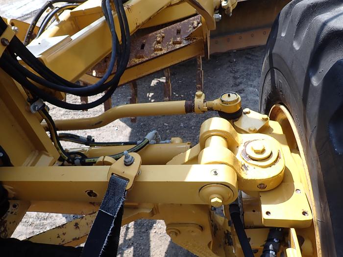 Used 2015 CAT 120M2 AWD
