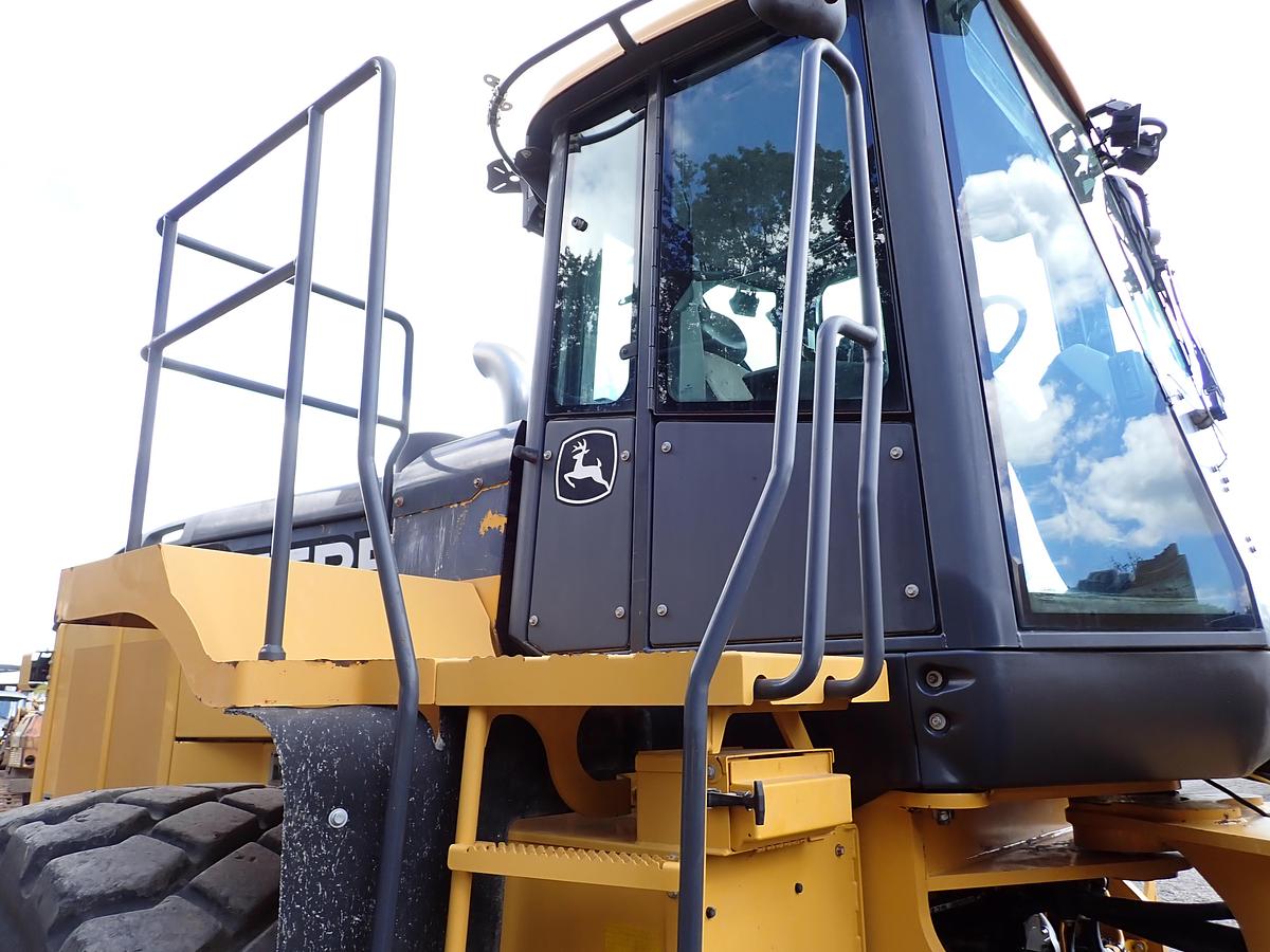 Used 2017 John Deere 844K III Wheel Loader AGGREGATE HANDLER