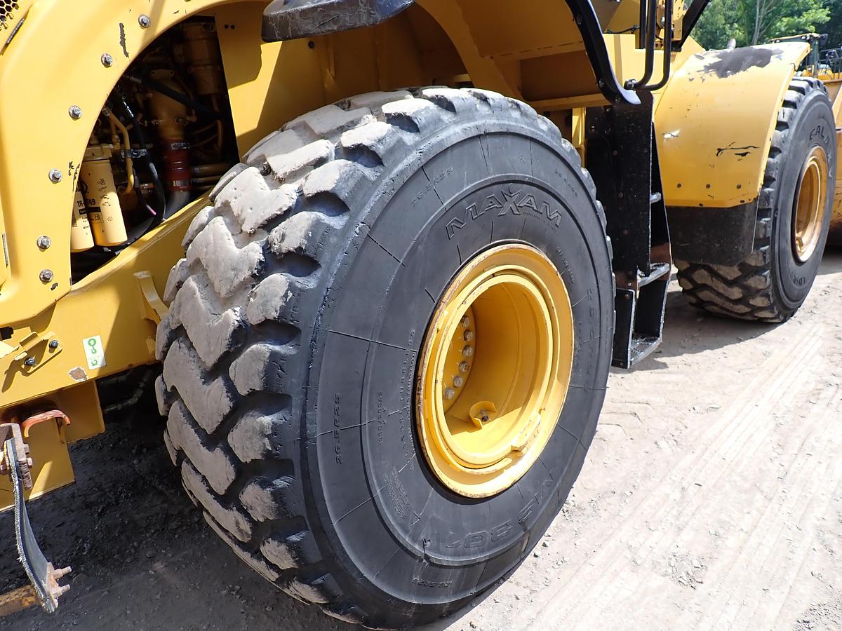 Used 2018 CAT 972M Wheel Loader