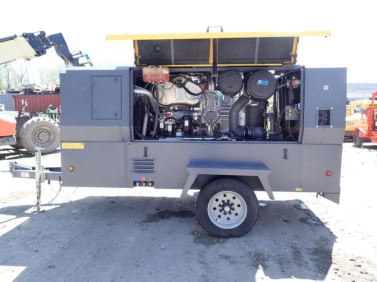 Used 2020 Atlas Copco XAS950 PD8 950 CFM Air Compressor