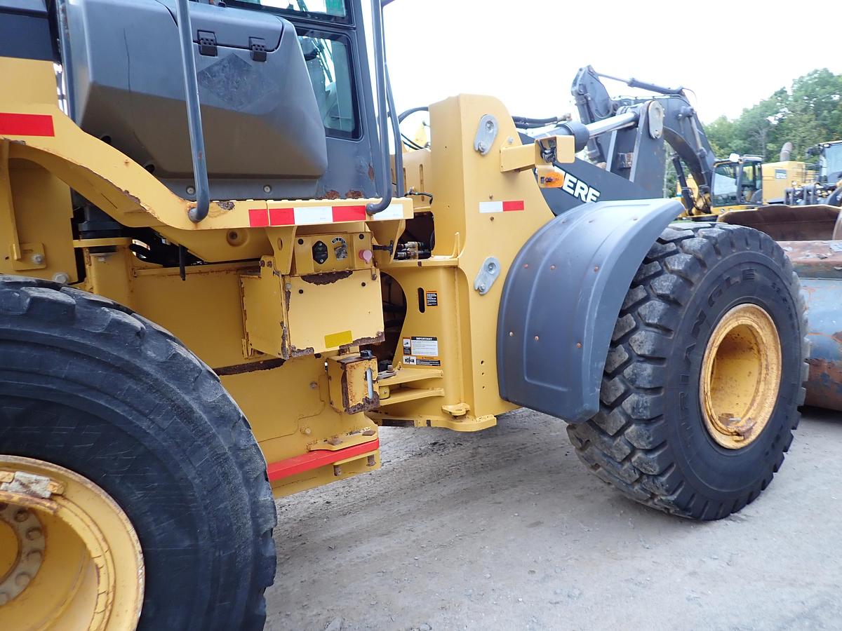 Used 2021 John Deere 724P Wheel Loader QUICK COUPLER
