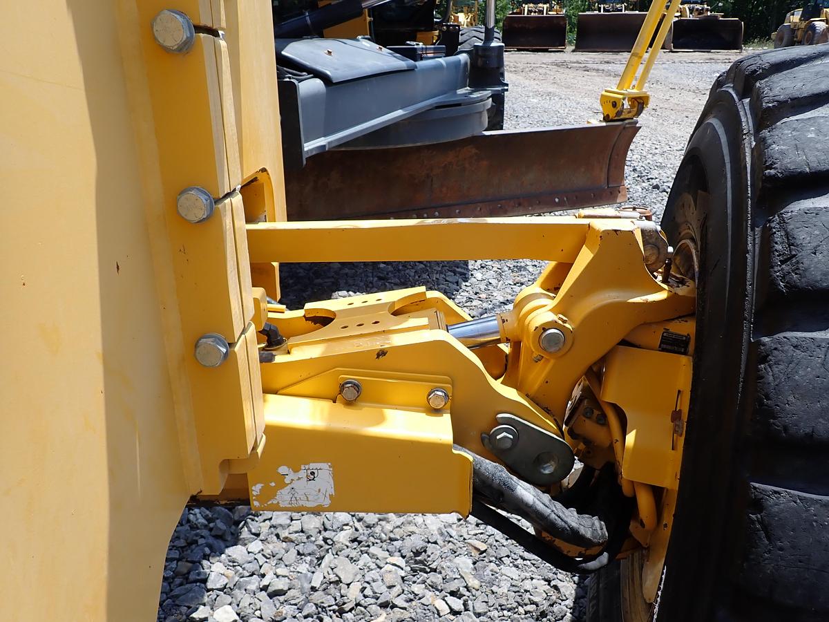 Used 2016 John Deere 772GP Motor Grader w/ GPS