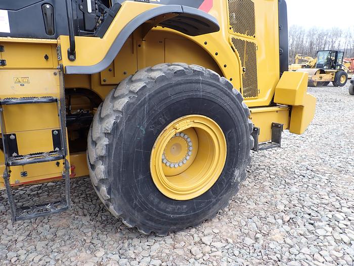 Used 2019 CAT 950M Wheel Loader
