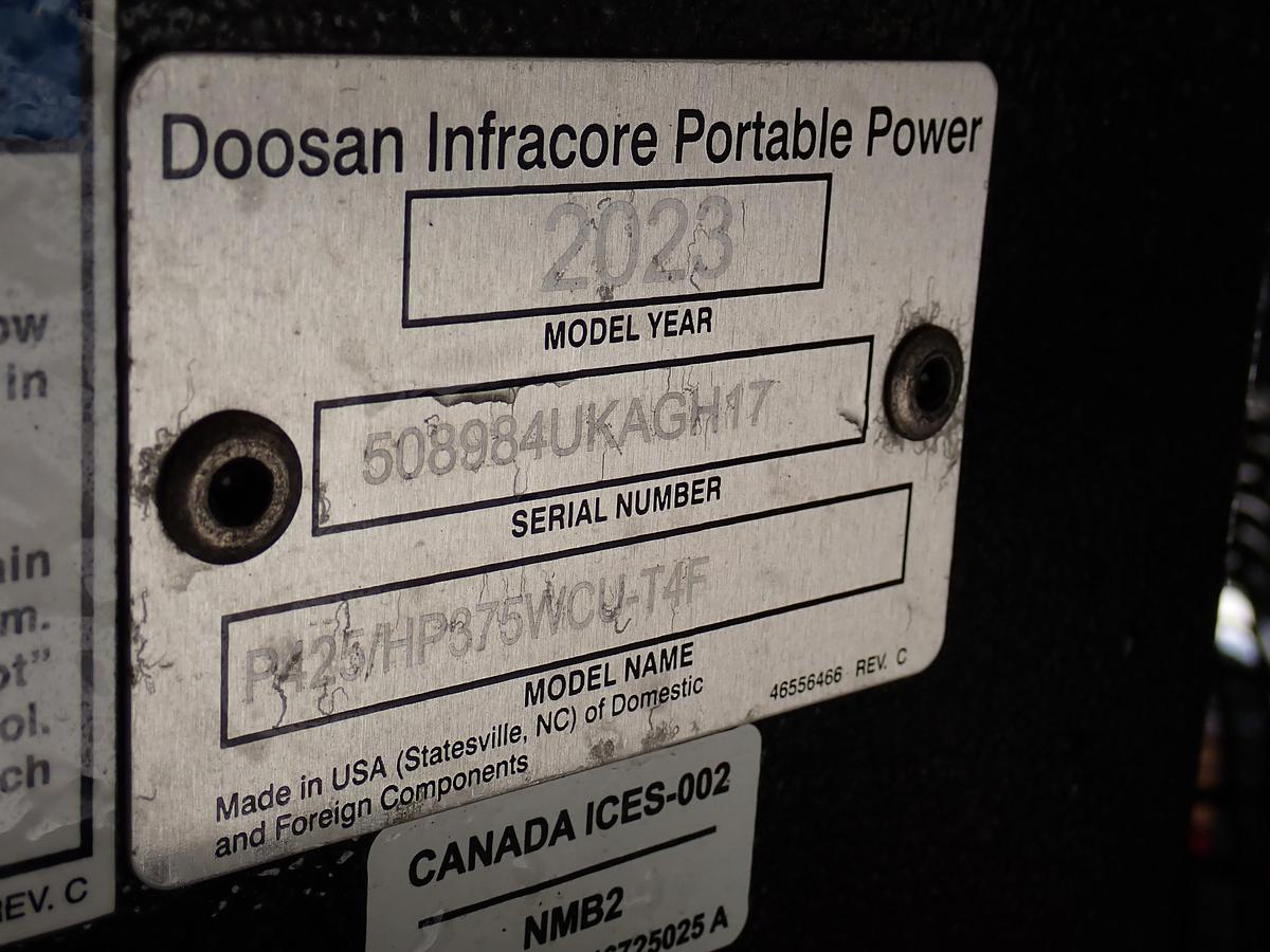 Used 2023 Doosan P425/HP375 Air Compressor 1078 HOURS