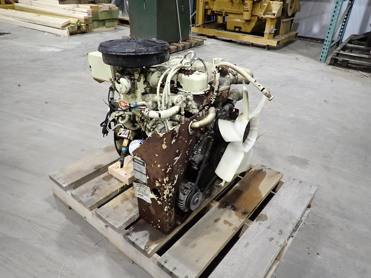 Used 1998 Ford VSG413I Gas Engine 
