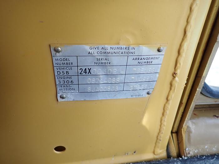 Used 1982 CAT D5B Crawler Dozer w/ CAB & WINCH 