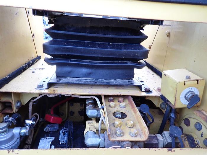 Used 1998 CAT D3C Series III Crawler Dozer