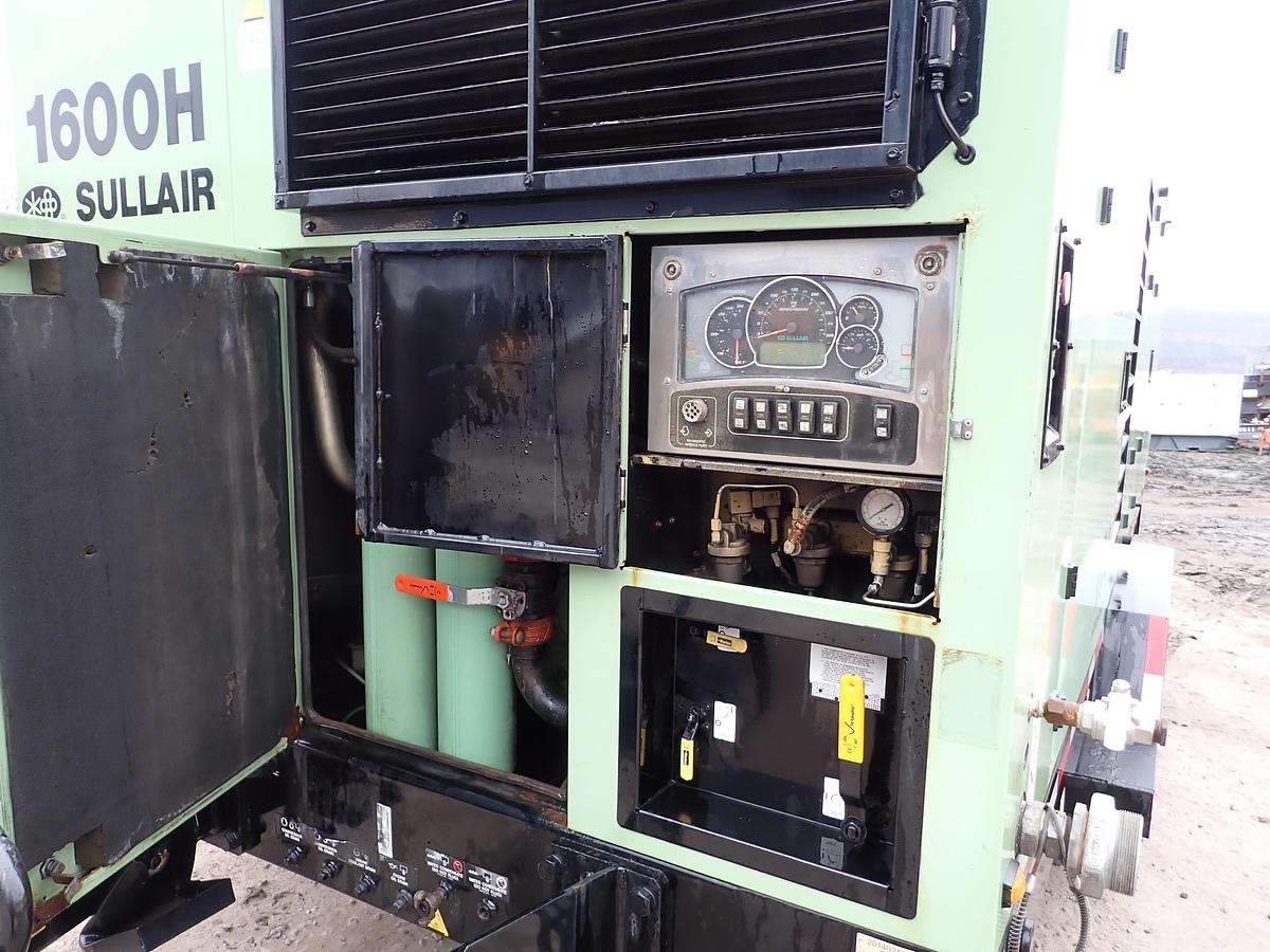 Used 2014 Sullair 1600HAF 1600 CFM Air Compressor
