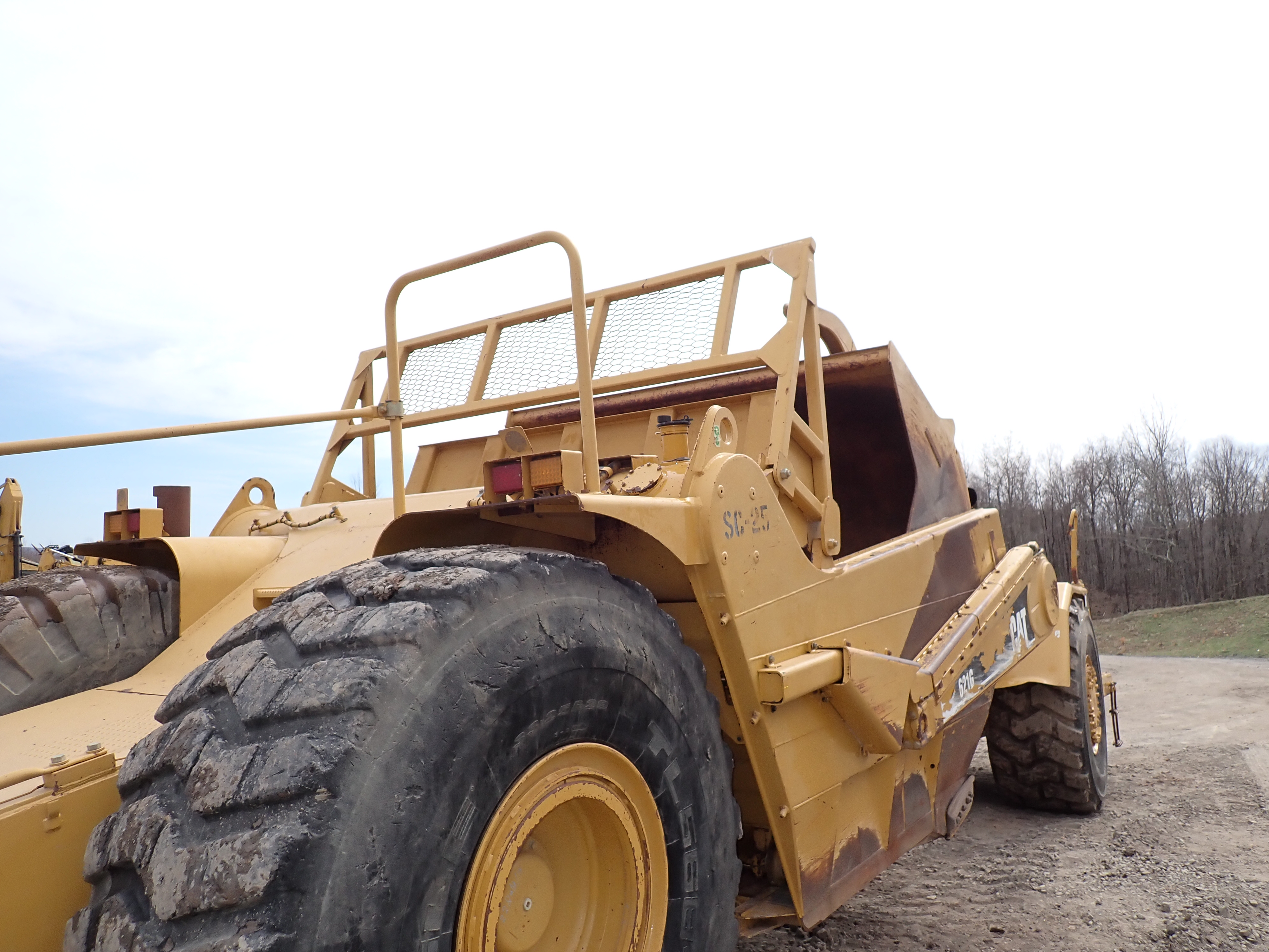 Used 2007 CAT 621G Motor Scraper