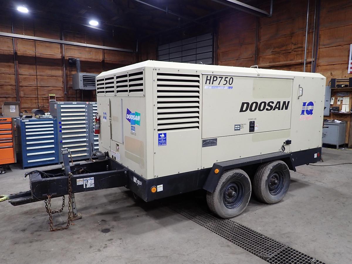 Used 2014 Doosan HP750WCU IQ 750 CFM Air Compressor