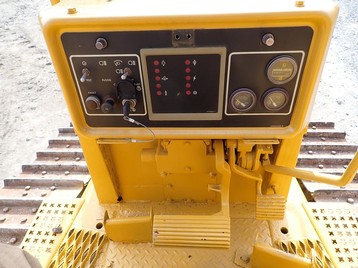 Used 1988 CAT D4H Series II Crawler Dozer