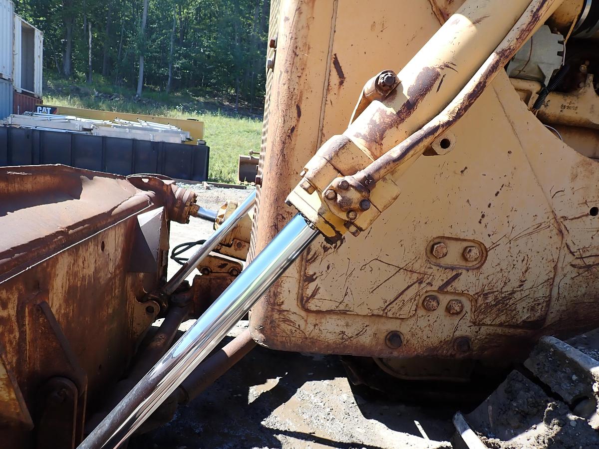 Used 1973 CAT D8H Crawler Dozer RIPPER!