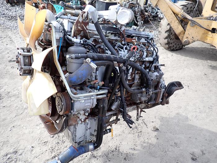 Used 2006 Mercedes OM906LA 260 HP Truck Engine