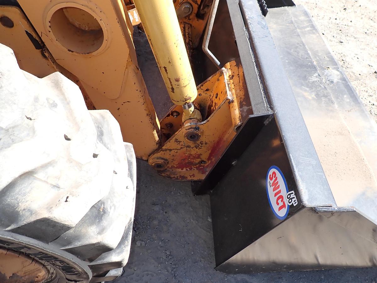 Used 2005 Case 60XT Skid Steer Loader