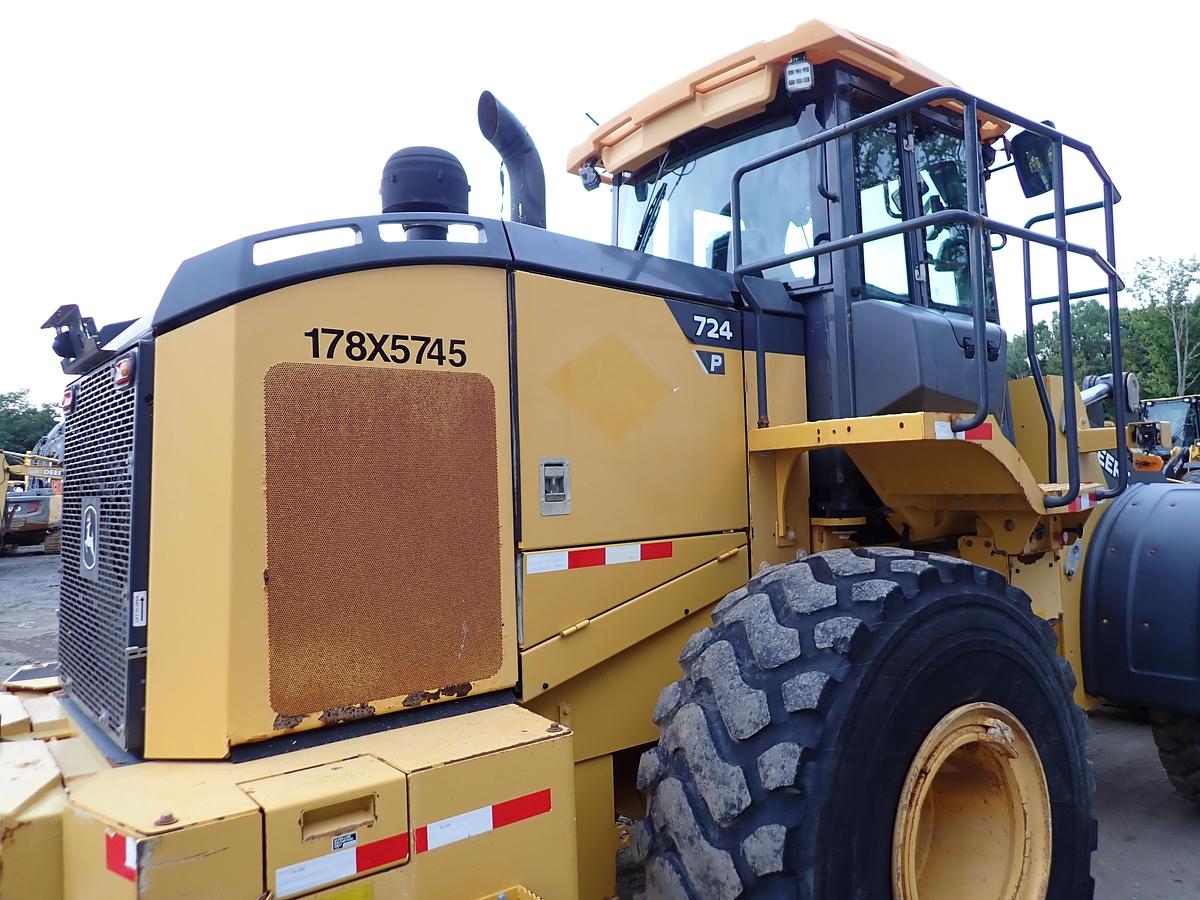 Used 2021 John Deere 724P Wheel Loader QUICK COUPLER