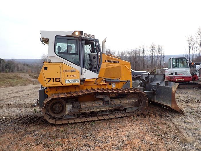 Used 2018 Liebherr PR716 LGP Crawler Dozer LOW HOURS! 6 Way Blade 30" Pads A/C