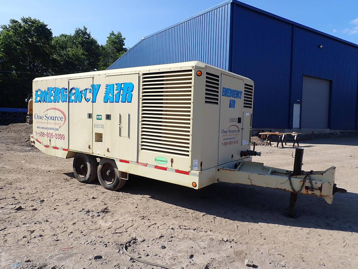 Used 2010 Doosan HP1600 1600 CFM Air Compressor