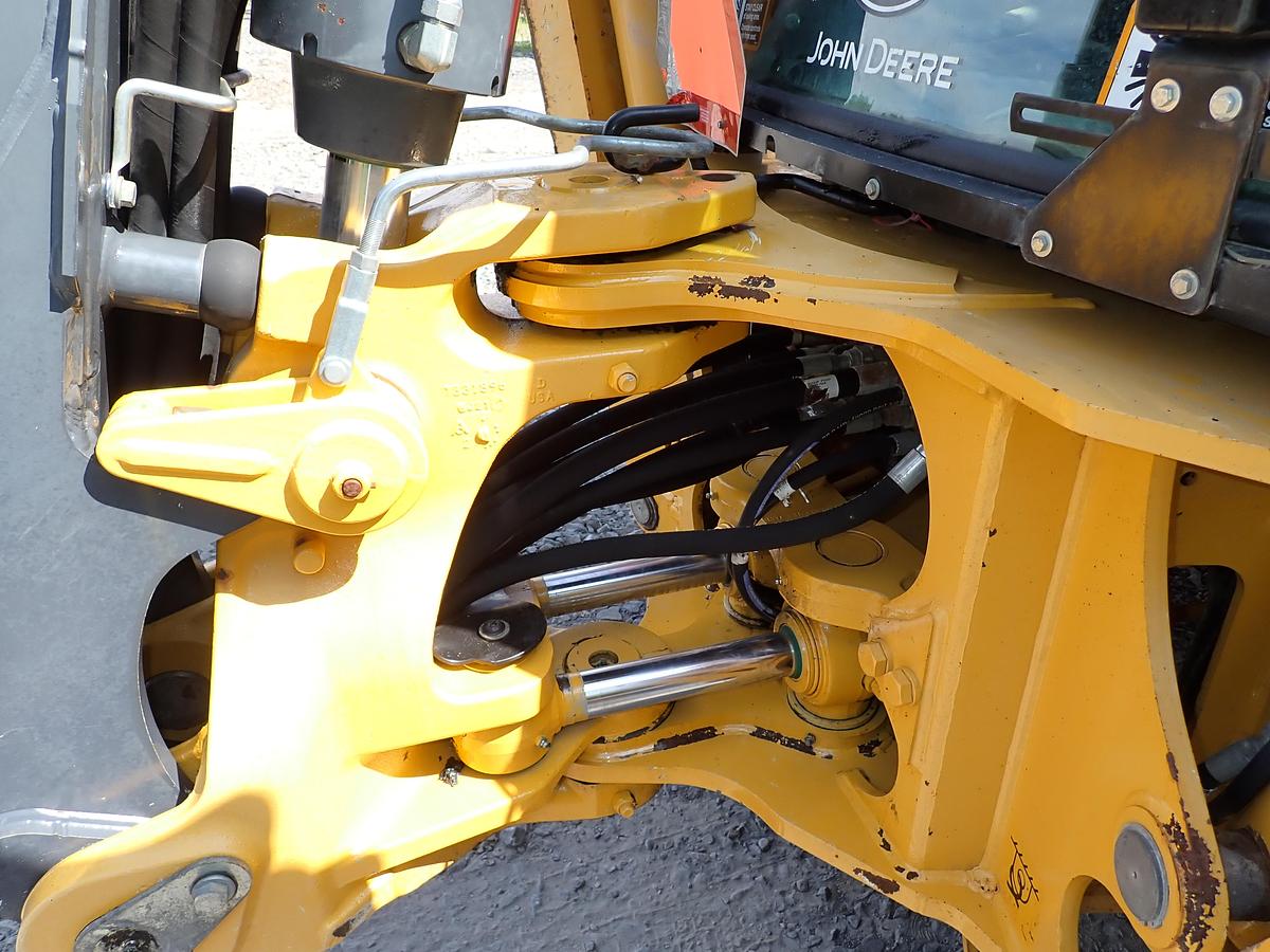 Used 2018 John Deere 410L Loader Backhoe LOADED! Q/C FORKS EXTENDAHOE