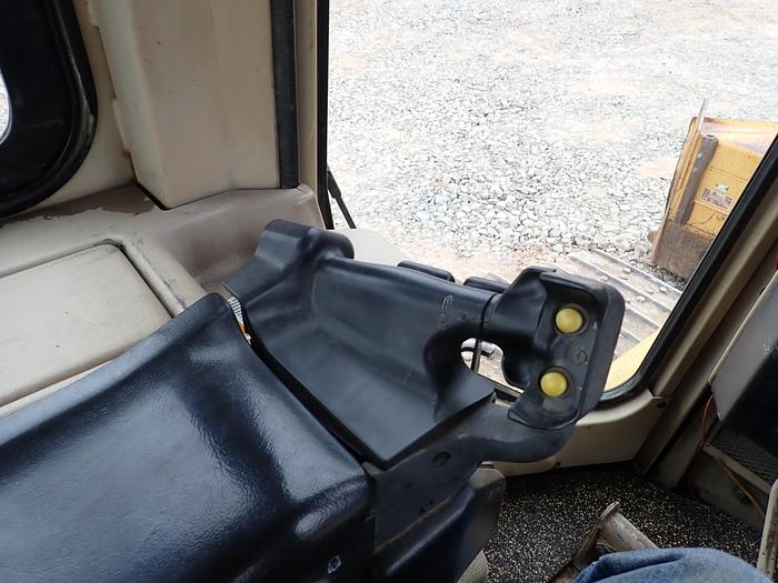 Used 2002 CAT D6M XL