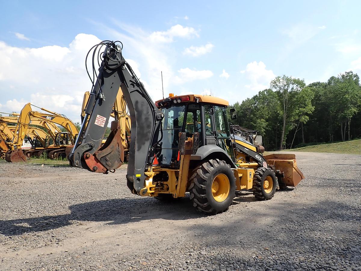 Used 2018 John Deere 410L Loader Backhoe LOADED! Q/C FORKS EXTENDAHOE