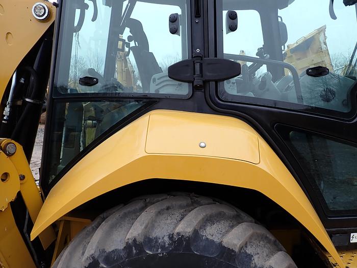 Used 2018 CAT 420F2 Loader Backhoe