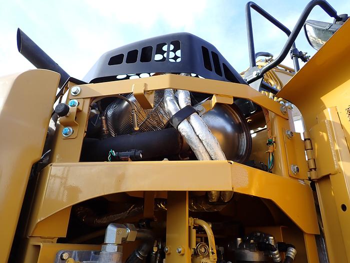 Used 2019 CAT 315F LCR