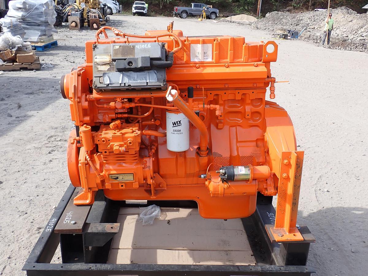Refurbished 2001 International DT530E Diesel Engine IC225D 8.7 LITER REBUILT!